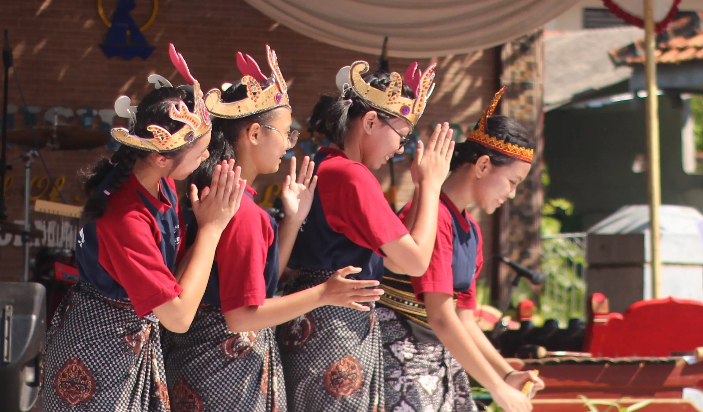 Pertunjukan seni siswa